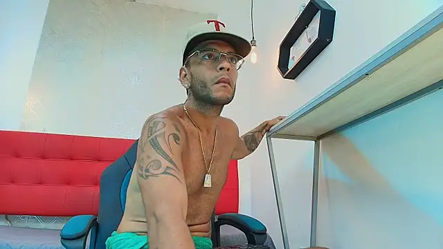 Andrey u92 online show from September 17, 11:29 pm