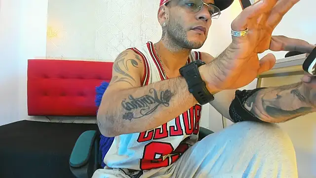 Andrey u92 online show from December 2, 7:48 pm