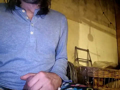 stavroun online show from October 31, 2:30 am