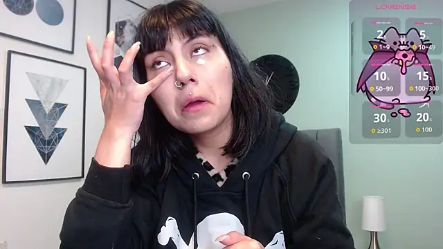 Snapshot of amy_adams1 chatting on November 14, 5:00 am amy adams1 online show from November 14, 5:00 am