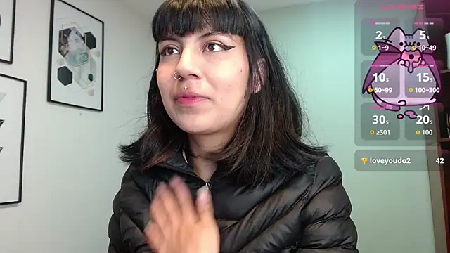 Snapshot of amy_adams1 chatting on November 25, 4:46 am amy adams1 online show from November 25, 4:46 am