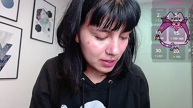 Snapshot of amy_adams1 chatting on November 11, 4:29 am amy adams1 online show from November 11, 4:29 am