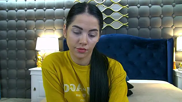 LeyaCass online show from November 30, 3:40 am