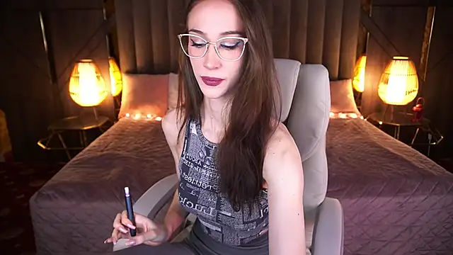 Snapshot of Evelyn_Rush chatting on February 27, 3:08 am Evelyn Rush online show from February 27, 3:08 am