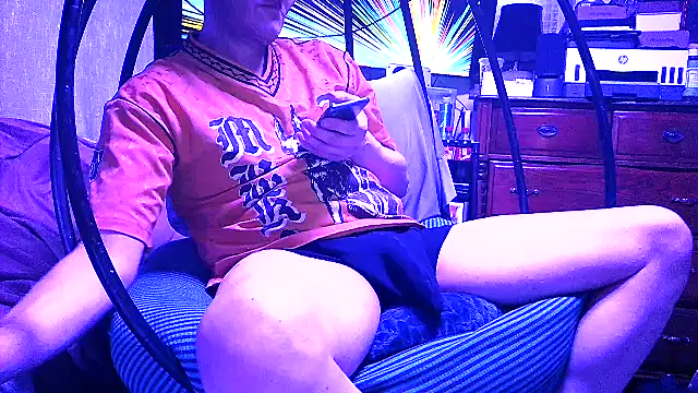 0SEANX online show from April 3, 4:19 am