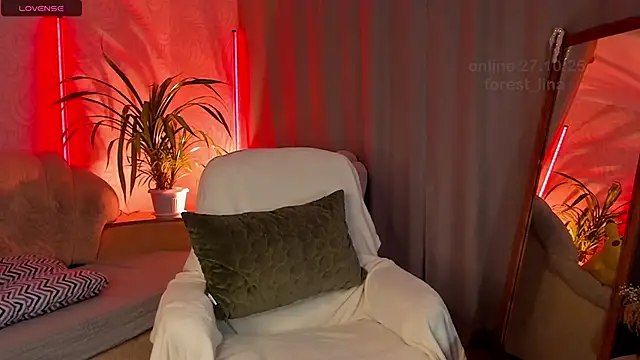 Snapshot of _Forest_Lina_ chatting on October 27, 12:06 pm Forest Lina online show from October 27, 12:06 pm