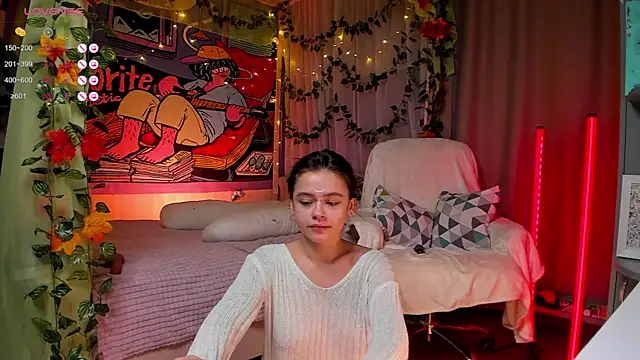 Snapshot of _Forest_Lina_ chatting on December 4, 8:39 am Forest Lina online show from December 4, 8:39 am