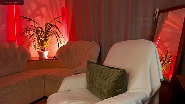 Snapshot of _Forest_Lina_ chatting on October 21, 10:03 am Forest Lina online show from October 21, 10:03 am