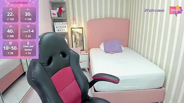 Snapshot of MEGANTARLY09 chatting on January 14, 9:51 pm MEGANTARLY09 online show from January 14, 9:51 pm