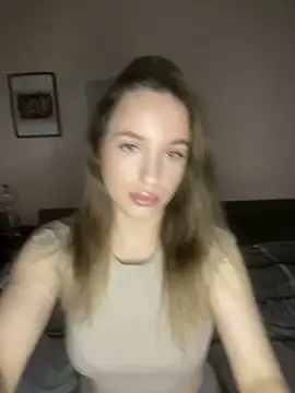 Snapshot of EdnaBradley chatting on December 17, 2:00 pm EdnaBradley online show from December 17, 2:00 pm