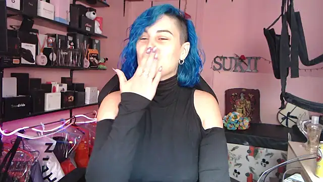 Snapshot of sukii93 chatting on May 13, 2:46 pm sukii93 online show from May 13, 2:46 pm
