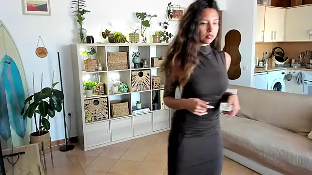 Snapshot of desertd2310 chatting on March 22, 3:42 pm desertd2310 online show from March 22, 3:42 pm