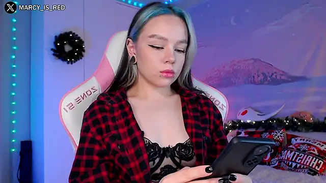 meowceline online show from December 10, 3:12 pm