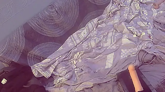 Snapshot of wowmelikez chatting on March 10, 10:50 am wowmelikez online show from March 10, 10:50 am