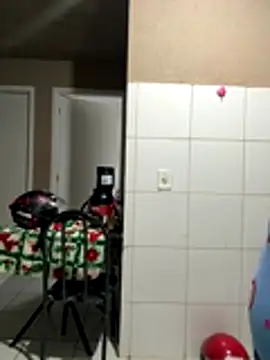 Snapshot of palomamoraid chatting on November 22, 3:05 am palomamoraid online show from November 22, 3:05 am