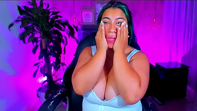 Snapshot of Xisu_ chatting on February 17, 2:06 pm Xisu online show from February 17, 2:06 pm