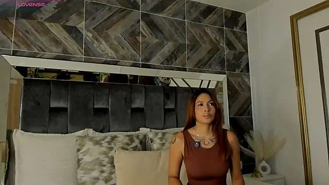 Snapshot of TaniaSmith1 chatting on November 11, 11:20 pm TaniaSmith1 online show from November 11, 11:20 pm