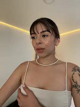 AmmyCollinsW online show from November 27, 8:53 pm