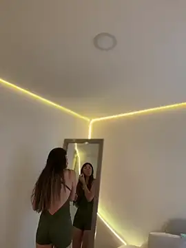 AmmyCollinsW online show from December 16, 9:41 pm