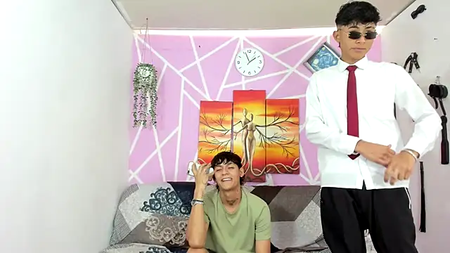 Fresahot2005 online show from January 29, 7:00 pm