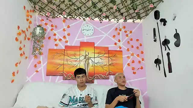 Fresahot2005 online show from March 10, 7:50 pm