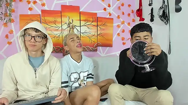 Fresahot2005 online show from March 20, 8:29 pm