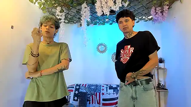 Fresahot2005 online show from November 5, 2:31 pm