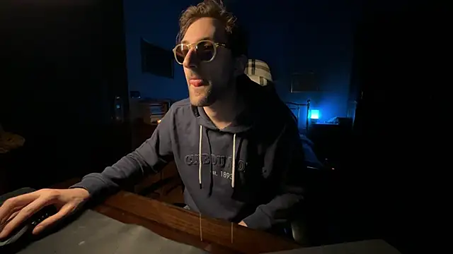 Stefisexy91 online show from February 7, 8:50 pm