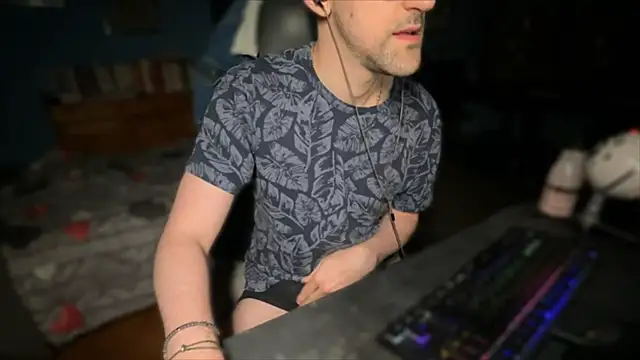 Snapshot of Stefisexy91 chatting on October 24, 9:14 pm Stefisexy91 online show from October 24, 9:14 pm