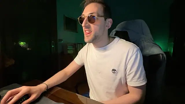 Stefisexy91 online show from February 20, 8:00 pm