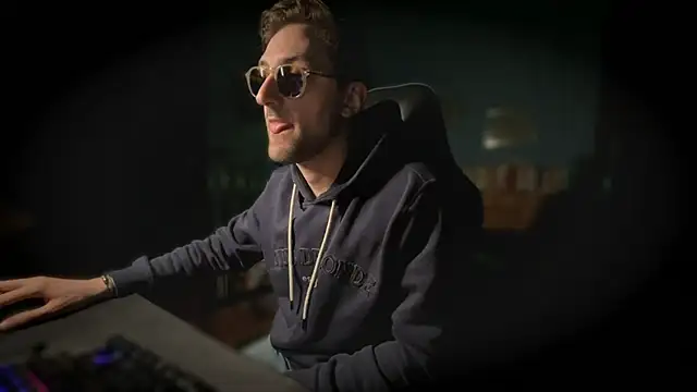 Snapshot of Stefisexy91 chatting on October 15, 8:17 pm Stefisexy91 online show from October 15, 8:17 pm