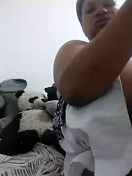 Snapshot of Bustyslave48 chatting on October 6, 12:01 am Bustyslave48 online show from October 6, 12:01 am