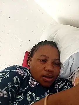 Snapshot of Bustyslave48 chatting on November 27, 7:09 am Bustyslave48 online show from November 27, 7:09 am