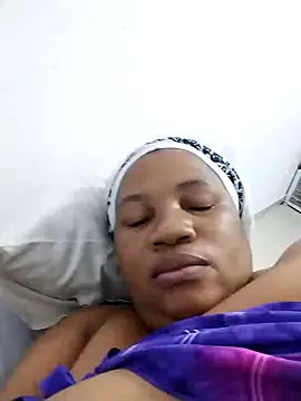 Snapshot of Bustyslave48 chatting on October 16, 9:56 pm Bustyslave48 online show from October 16, 9:56 pm