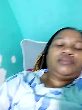 Snapshot of Bustyslave48 chatting on February 6, 10:43 pm Bustyslave48 online show from February 6, 10:43 pm