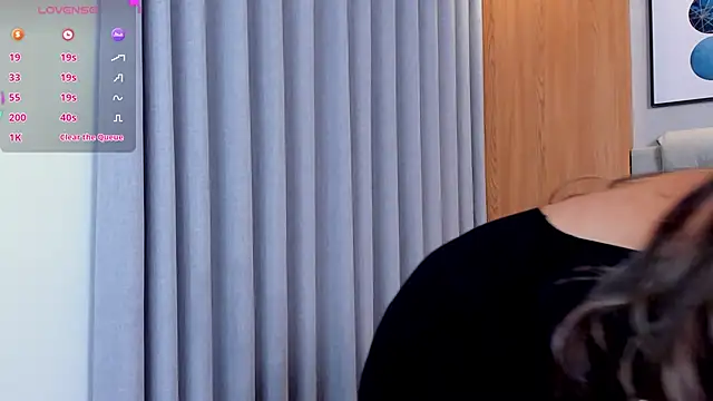 lennabell online show from December 5, 3:54 pm