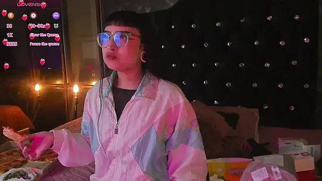 Cintya Kros online show from October 22, 7:35 pm