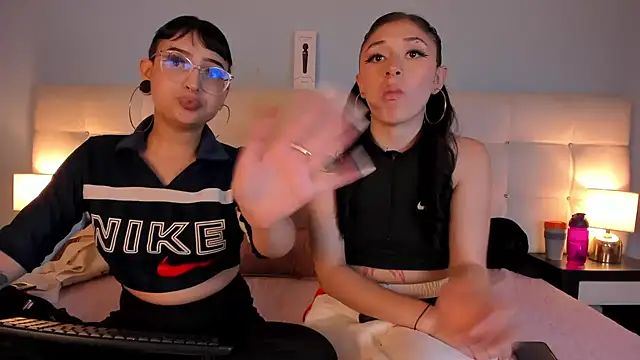 Cintya Kros online show from January 15, 4:36 am