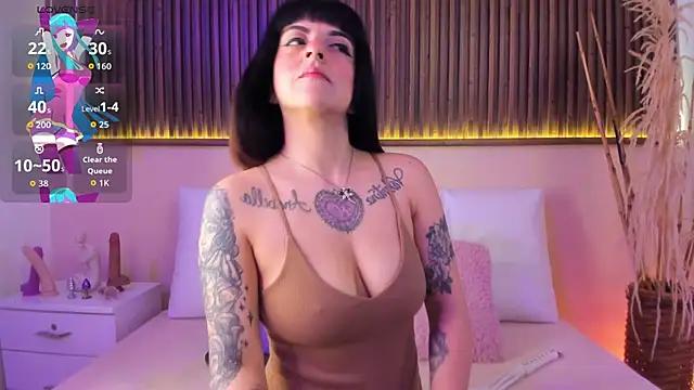 Liz grey  online show from December 19, 9:50 pm