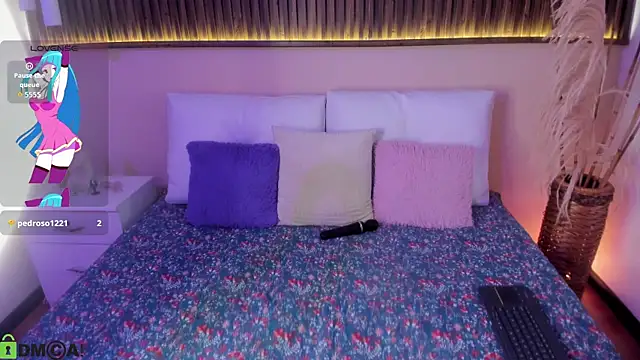 Liz grey  online show from April 19, 2:12 am