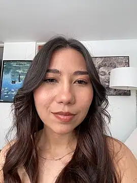 Aimilayne online show from May 3, 5:27 pm