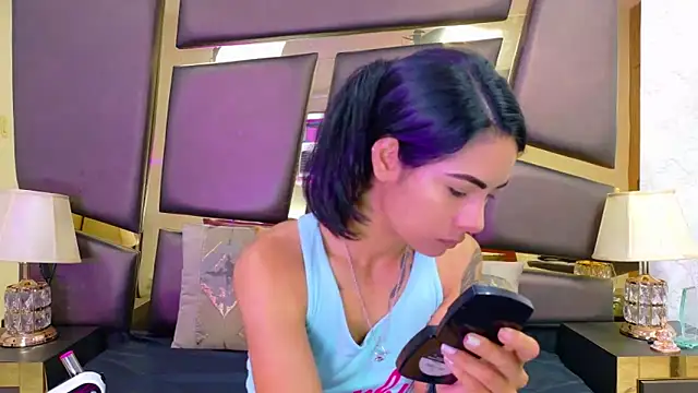 NicoleEsposito online show from February 2, 12:59 pm