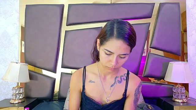 NicoleEsposito online show from October 25, 1:01 pm