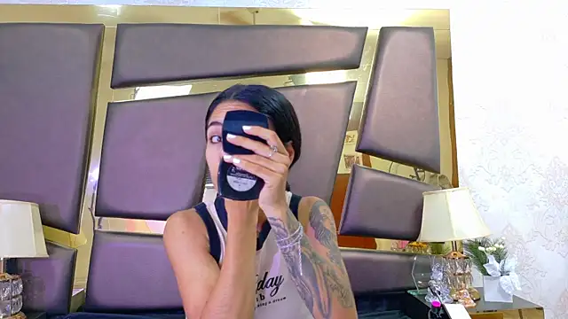 NicoleEsposito online show from February 26, 12:38 pm