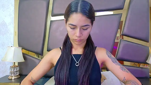 NicoleEsposito online show from November 12, 12:53 pm