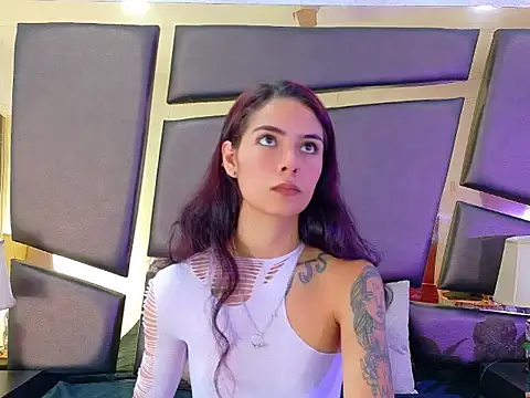 Snapshot of NicoleEsposito chatting on September 22, 1:06 pm NicoleEsposito online show from September 22, 1:06 pm