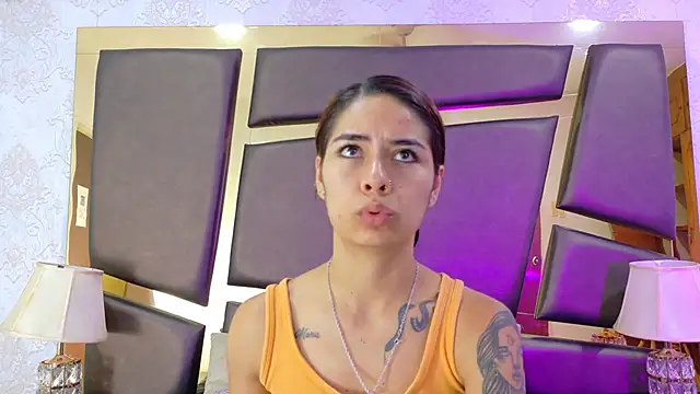 NicoleEsposito online show from October 21, 12:48 pm