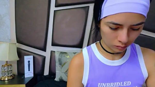 NicoleEsposito online show from July 6, 12:45 pm