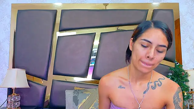 NicoleEsposito online show from December 17, 12:54 pm