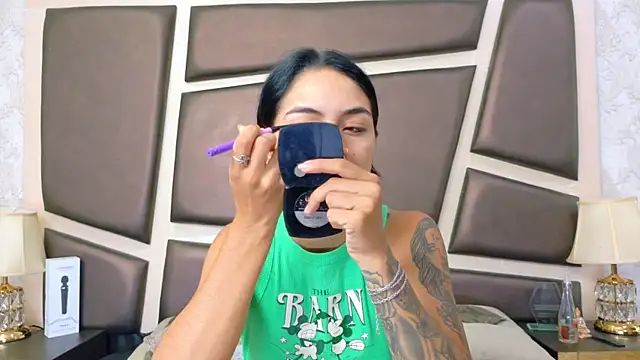 NicoleEsposito online show from July 17, 12:46 pm